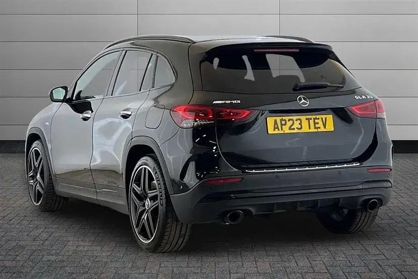Usado Mercedes GLA35 AMG Premium 306 HP (225 kW) 2023 Preto SUV