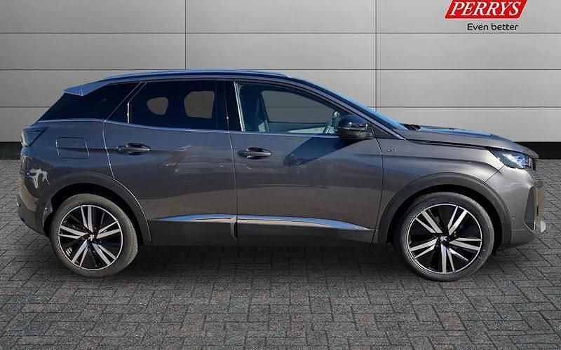 Used Peugeot 3008 Premium 131 HP (96 kW) 2022 SUV