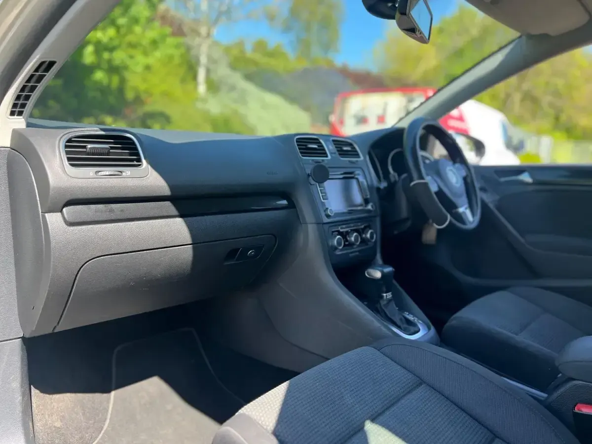 Used VW Golf VI Match 105 HP (77 kW) 2010 Silver Hatchback
