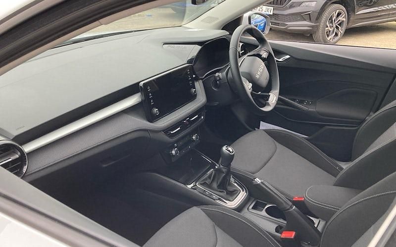 Used Skoda Fabia SE 95 HP (69 kW) 2025 White Hatchback