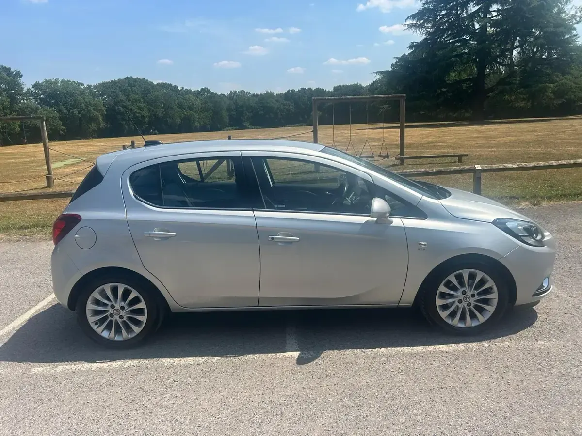 Used Vauxhall Corsa 90 HP (66 kW) 2016 Silver Hatchback