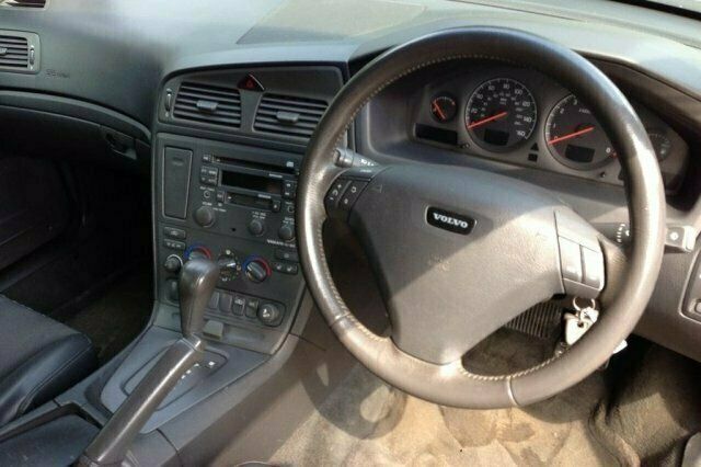 Used Volvo S60 180 HP (132 kW) 2002 Sedan