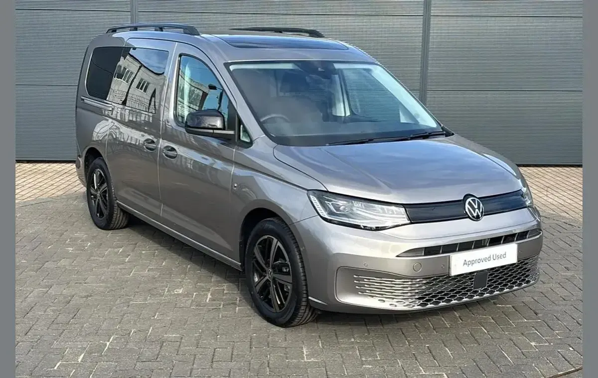 New VW Caddy Maxi California 122 HP (89 kW) 2025 Beige MPV
