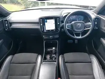 Used Volvo XC40 R-Design 197 HP (144 kW) 2022 Silver SUV
