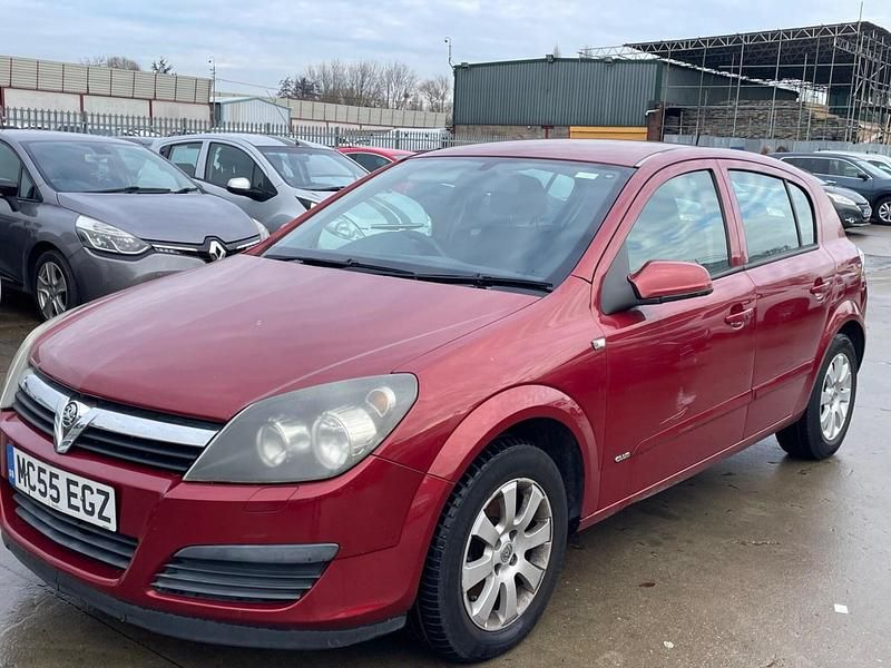 Usado Vauxhall Astra Club 2006 Rojo Utilitario