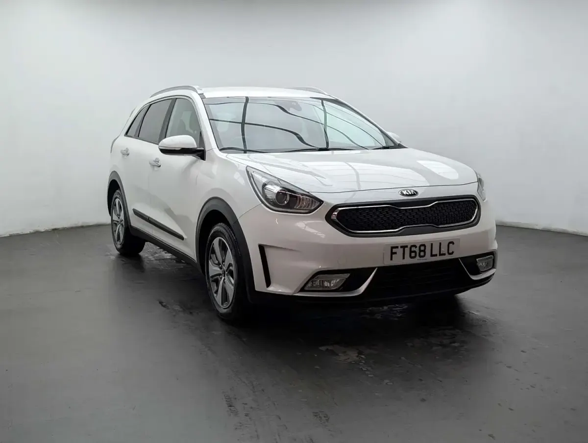 Gebraucht Kia Niro 141 PS (103 kW) 2019 Weiß SUV