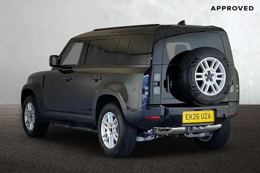 Used Land Rover Defender S 246 HP (180 kW) 2026 Santorini black SUV
