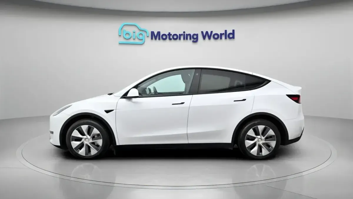 Używany Tesla Model Y Long Range AWD 378 kW (514 KM) 2022 Biały SUV