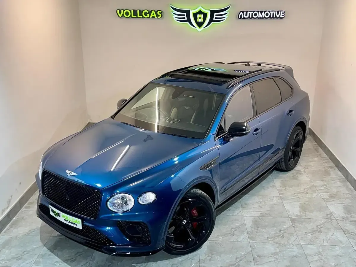 Used Bentley Bentayga 550 HP (404 kW) 2021 Blue SUV