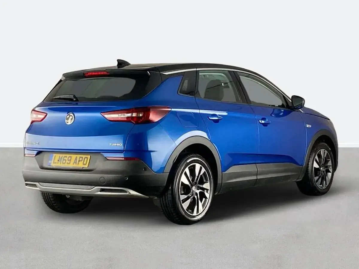 Used Vauxhall Grandland X Sport 130 HP (95 kW) 2019 Blue SUV