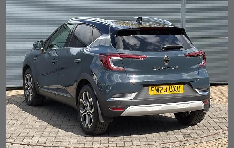 Used Renault Captur Techno 90 HP (66 kW) 2023 Other SUV
