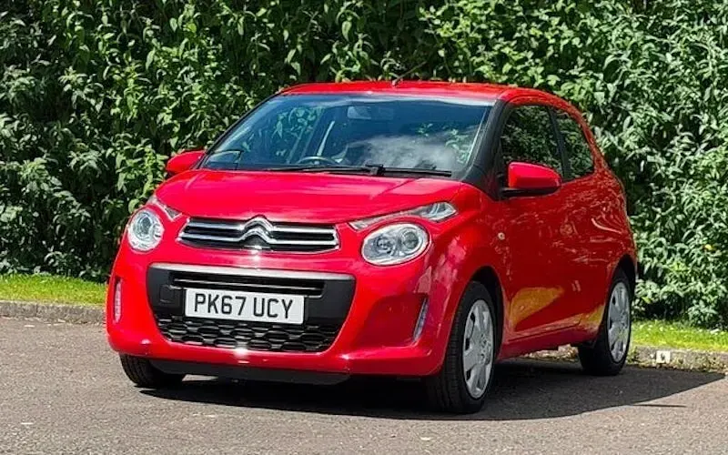 Used Citroën C1 Feel 68 HP (50 kW) 2017 Red Hatchback