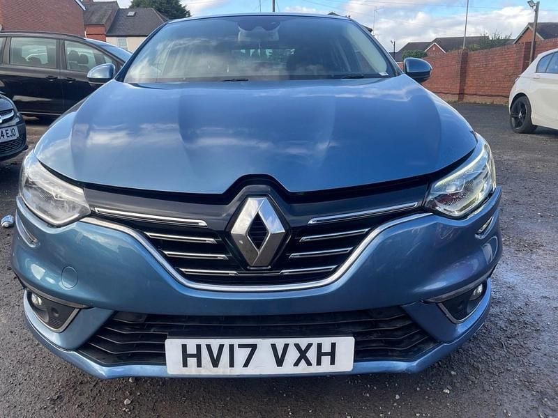 Blue Used 2017 Renault Mégane IV Signature Hatchback | £7,595 (Fair price) - Image 1/3