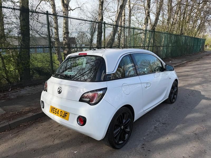 Used Vauxhall Adam Glam 87 HP (63 kW) 2014 White Hatchback