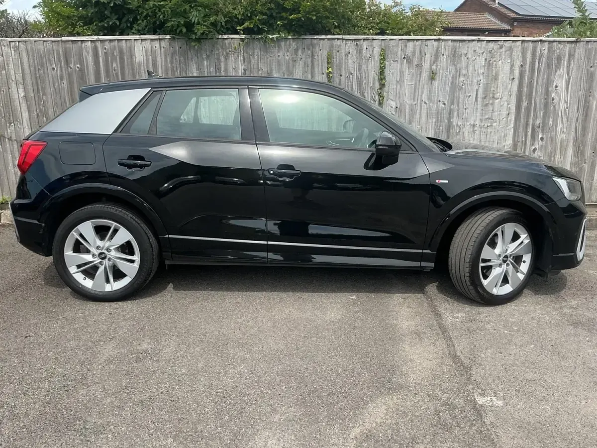 Used Audi Q2 S-Line 150 HP (110 kW) 2023 Black SUV