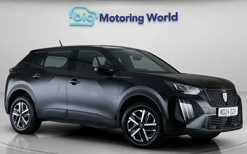 Used Peugeot 2008 Active 101 HP (74 kW) 2024 SUV