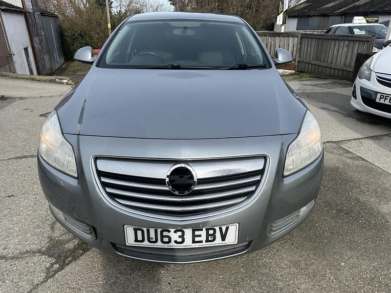 Used Vauxhall Insignia SRi 160 HP (117 kW) 2013 Silver Hatchback