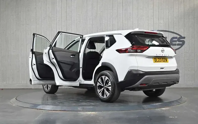 Used Nissan X-Trail Acenta Premium 163 HP (119 kW) 2023 White SUV