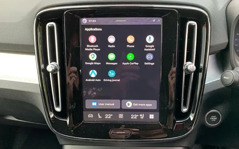 New Volvo XC40 Plus 163 HP (119 kW) 2026 Grey SUV