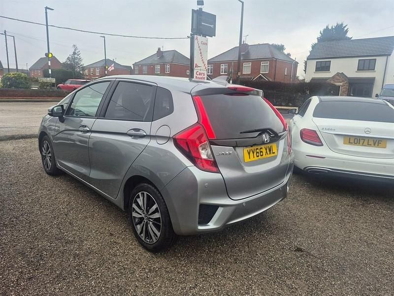 Used Honda Jazz EX 102 HP (75 kW) 2016 Silver Hatchback