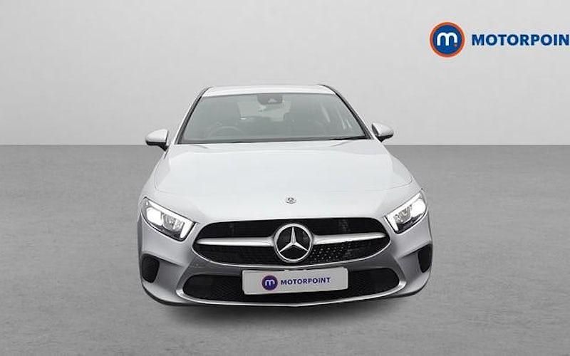 Usado Mercedes A200 163 HP (119 kW) 2022 Citadino