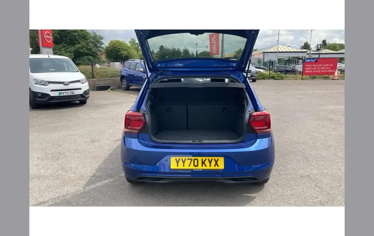 Used VW Polo United 94 HP (69 kW) 2020 Blue Hatchback