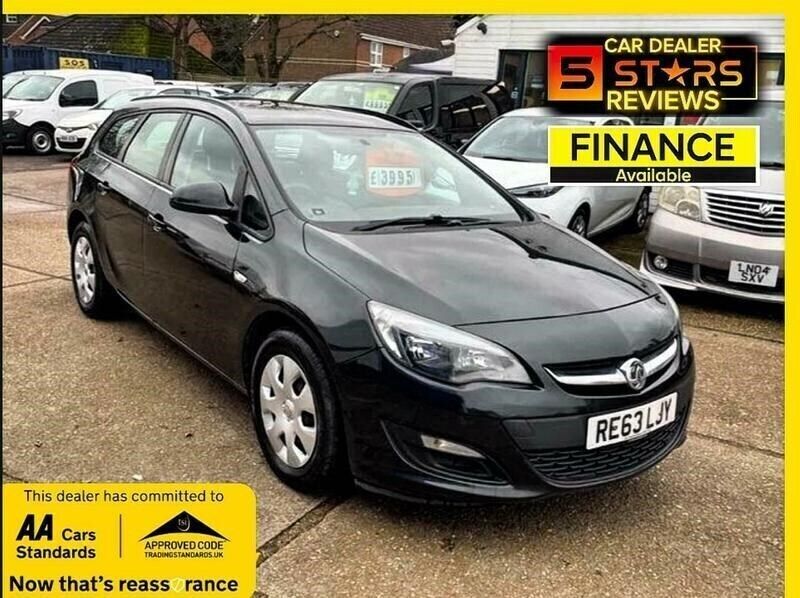 Black Used 2019 Vauxhall Astra S Estate | £3,995 (Super price) - Image 1/4
