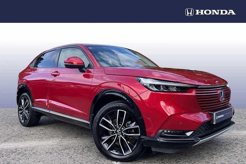 Crystal red pearl Used 2023 Honda HR-V Advance SUV | £23,995 (Fair price) - Image 1/4