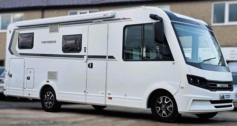 Used Weinsberg CaraCore 2021 White Van