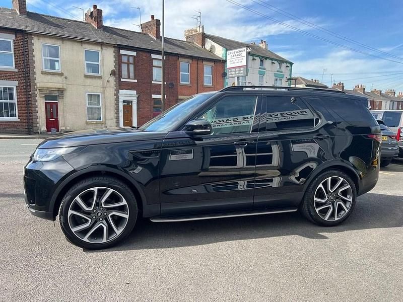 Used Land Rover Discovery 5 HSE 255 HP (187 kW) 2018 Black SUV