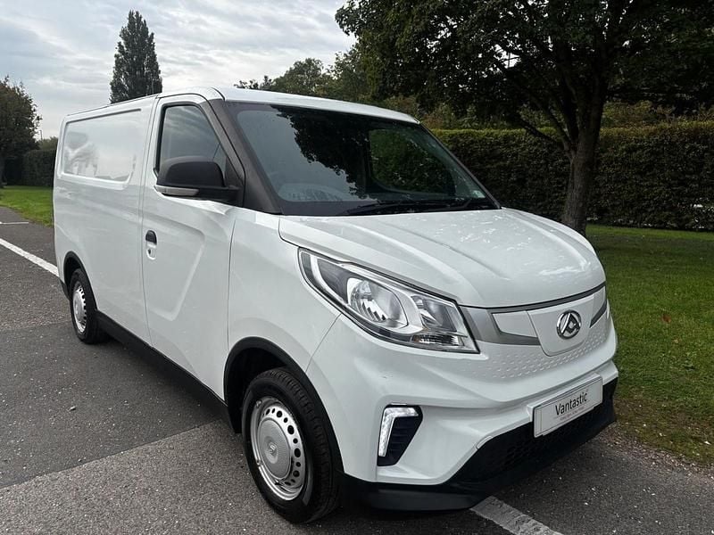 White Used 2021 Maxus eDeliver 3 Van | £6,450 (Fair price) - Image 1/4