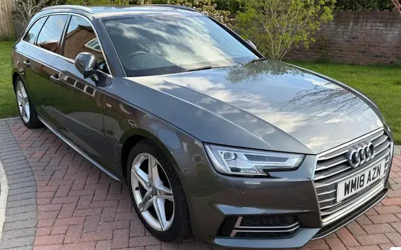 Begagnad Audi A4 S-Line 190 HK (139 kW) 2018 Grå Kombi