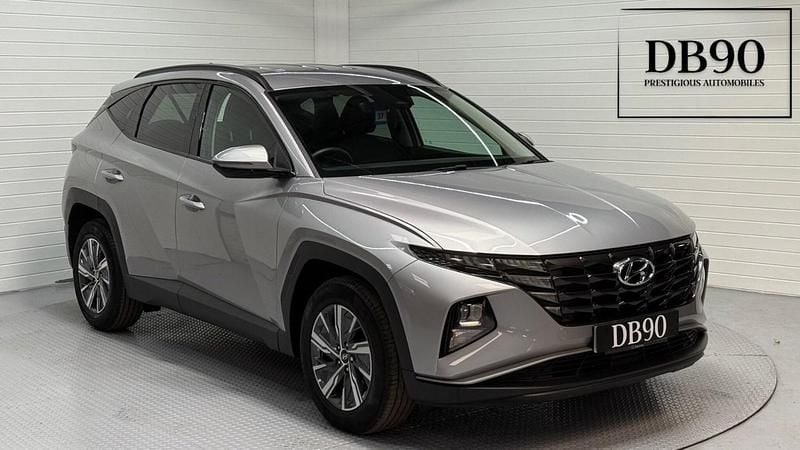 Silver Used 2022 Hyundai Tucson SE SUV | £18,491 (Fair price) - Image 1/4