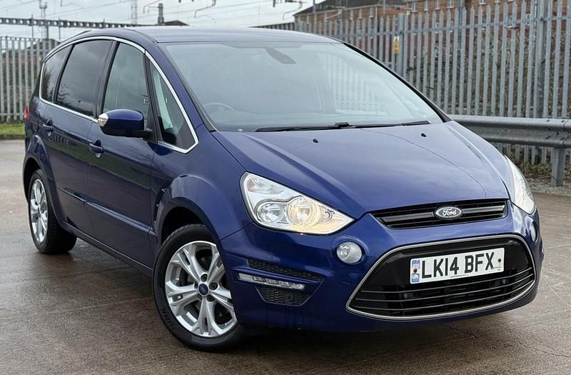 Used Ford S-MAX Titanium 140 HP (102 kW) 2014 Blue MPV