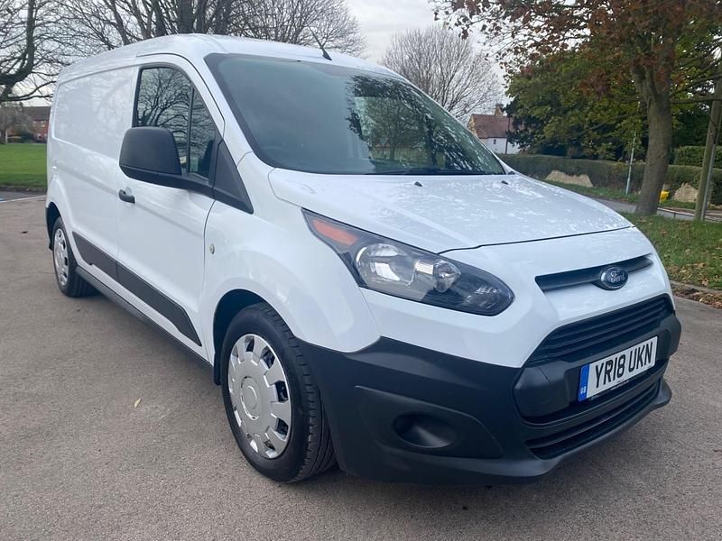 White Used 2018 Ford Transit Connect MPV | £6,635 (Super price) - Image 1/4