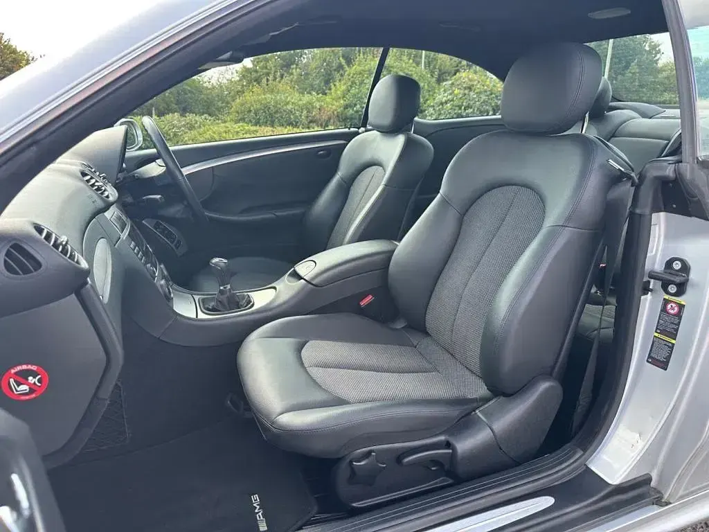 Used Mercedes CLK200 2007 Silver Coupe