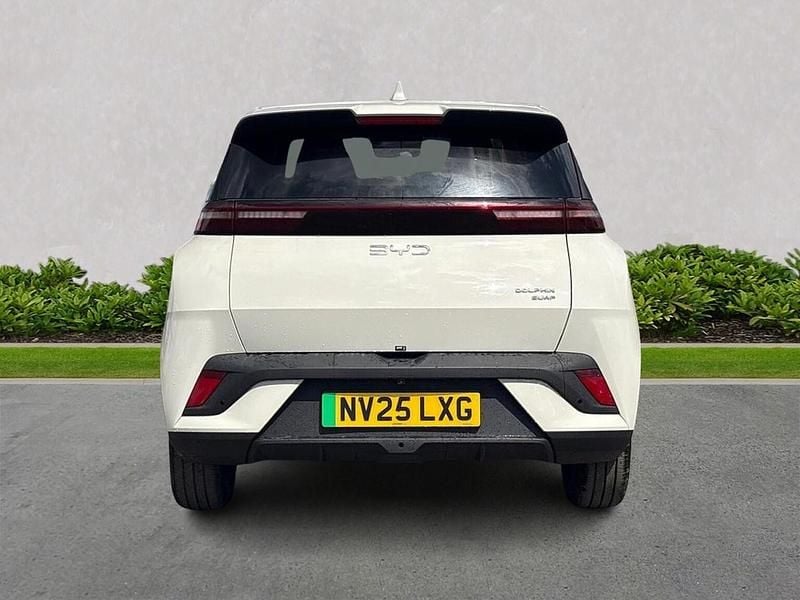 New BYD Dolphin Boost 64 kW (88 HP) 2025 White Hatchback