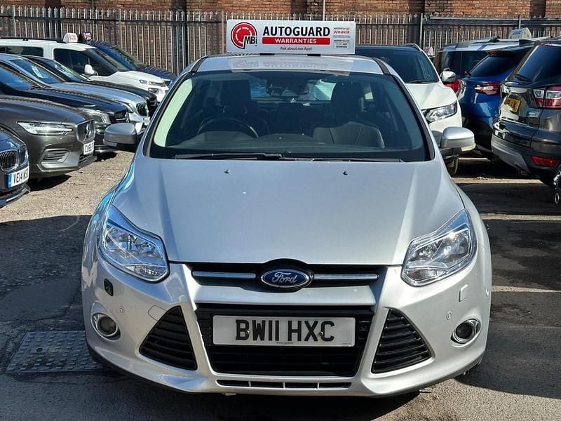 Used Ford Focus Titanium X 115 HP (84 kW) 2011 Silver Hatchback