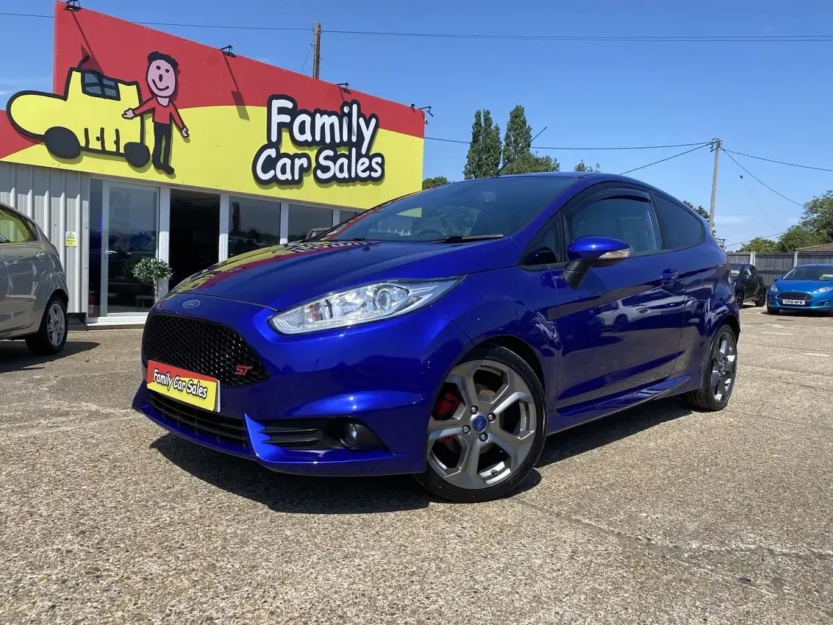 Used Ford Fiesta ST 2015 Blue Hatchback