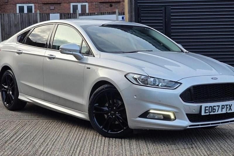 Used Ford Mondeo ST-Line 180 HP (132 kW) 2017 Silver Hatchback