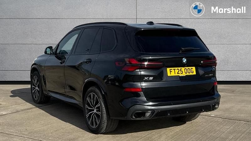 Used BMW X5 M Sport 298 HP (219 kW) 2025 Black sapphire SUV
