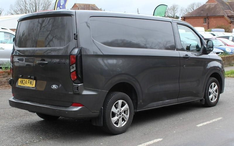 Used Ford Transit Custom Limited 136 HP (100 kW) 2024 Grey Van