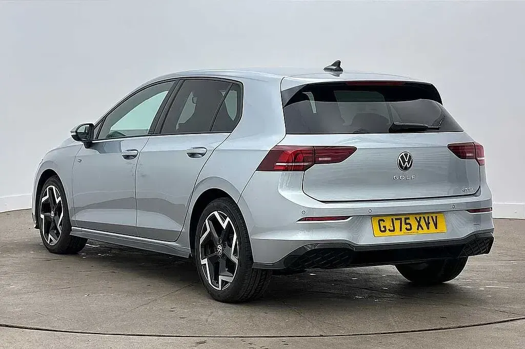 Used VW Golf VIII 150 HP (110 kW) 2025