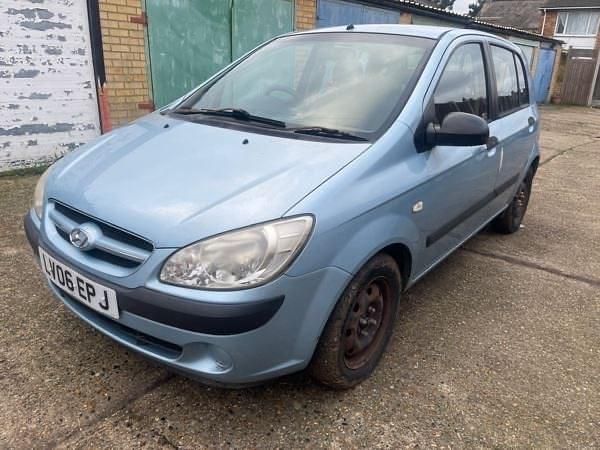 Used Hyundai Getz 97 HP (71 kW) 2006 Blue Hatchback
