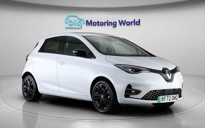 Used Renault Zoe Iconic 100 kW (136 HP) 2024 Hatchback