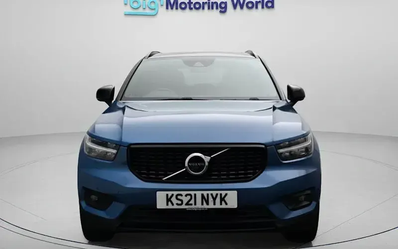 Used Volvo XC40 R-Design Pro 262 HP (192 kW) 2021 Blue SUV