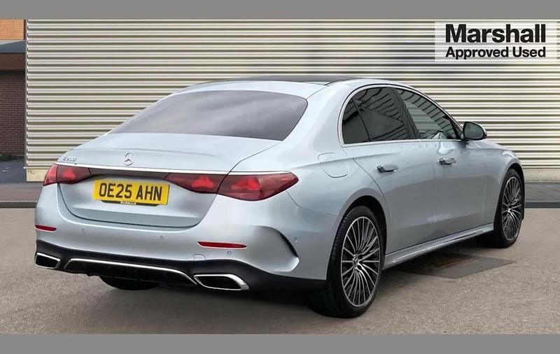Used Mercedes E200 AMG Line Premium Plus 200 HP (147 kW) 2025 Silver Sedan