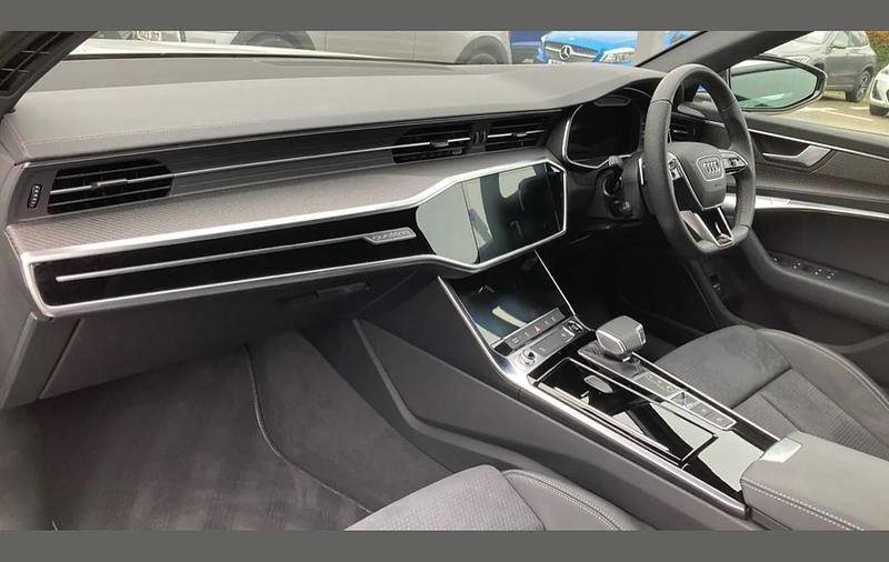 Used Audi A6 Black Edition 204 HP (150 kW) 2025 White Estate