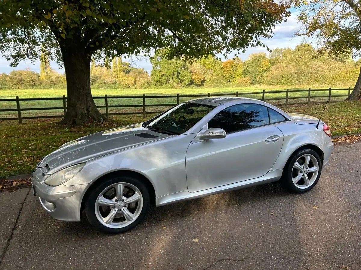 Used Mercedes SLK350 272 HP (200 kW) 2005 Silver Cabriolet