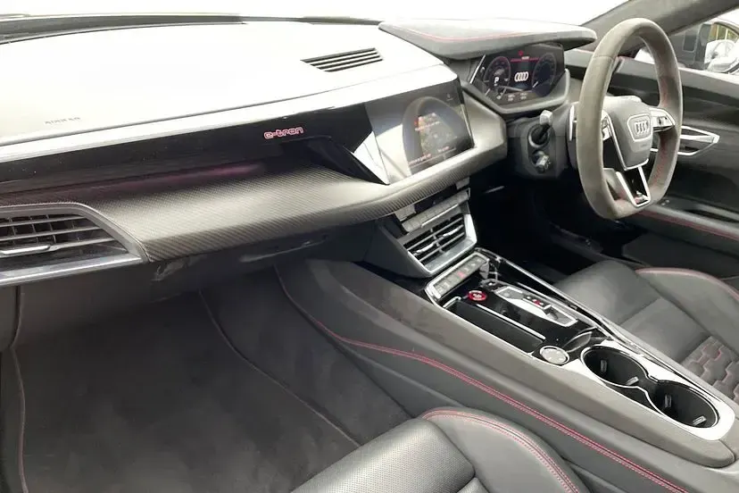 Used Audi RS e-tron GT Comfort 475 kW (646 HP) 2022 Grey Sedan